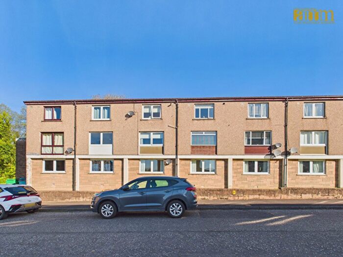 2 Bedroom Maisonette For Sale In West Campbell Street, Paisley, PA1