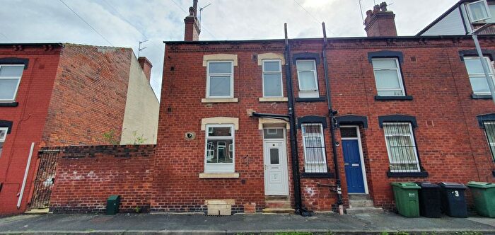 1 Bedroom Terraced House To Rent In Shafton View, Leeds, LS11