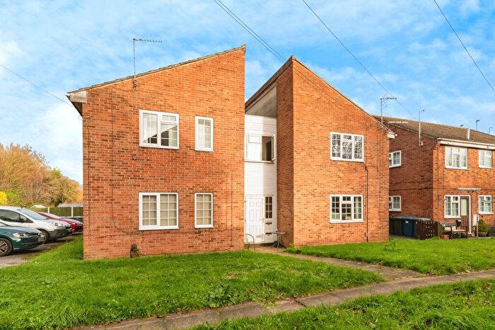 1 Bedroom Flat For Sale In Milburn Grove, Bingham, Nottingham, Nottinghamshire, NG13