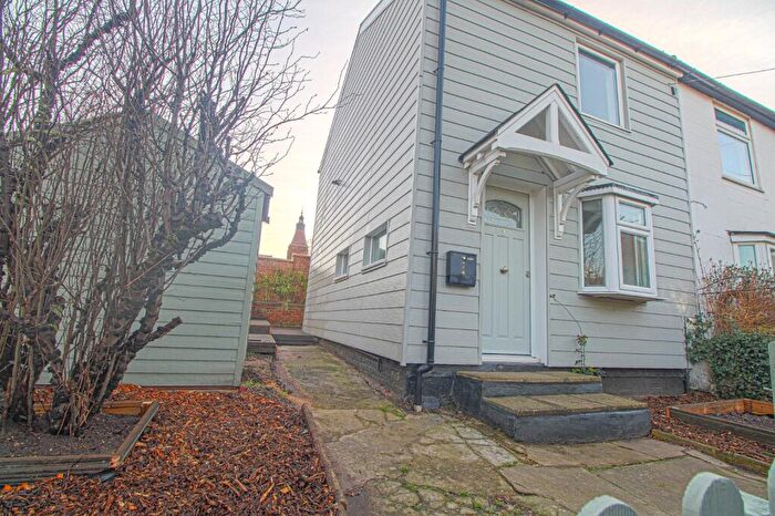 2 Bedroom Semi Detached House To Rent In Providence Place, Colchester, Essex, CO1