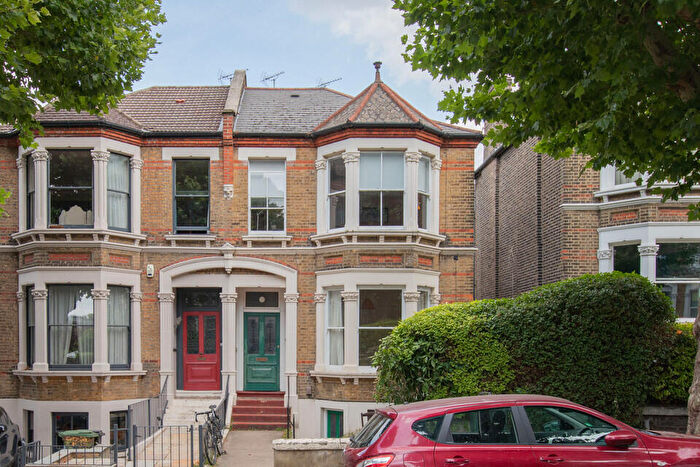 2 Bedroom Flat For Sale In Jerningham Road, New Cross, London, SE14