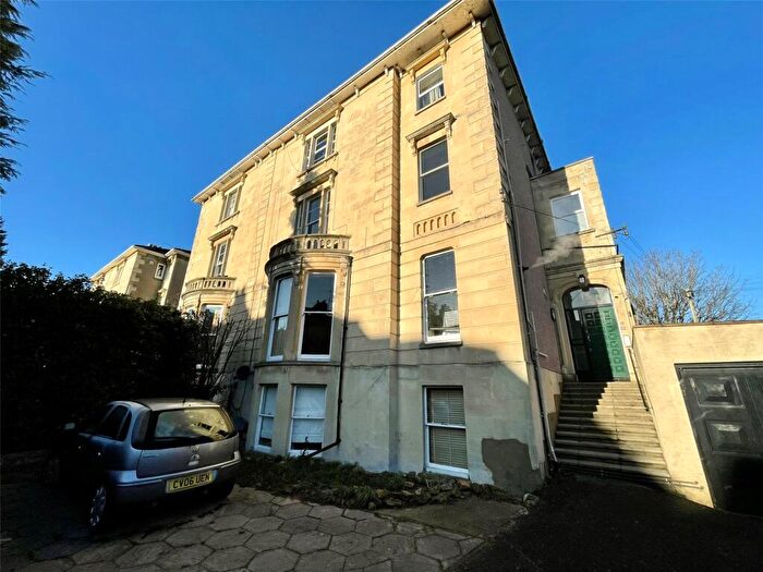 3 Bedroom Apartment To Rent In Redland, Redland Park, BS6