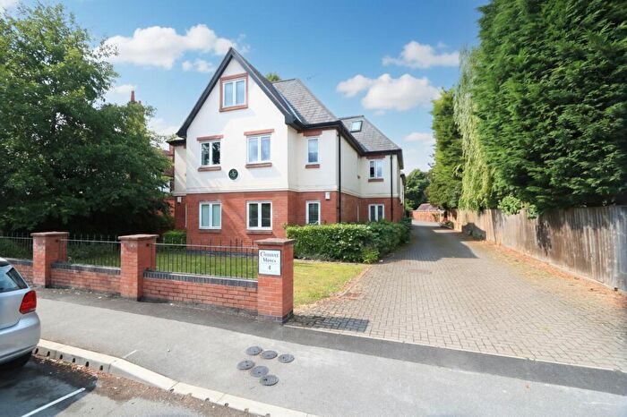 2 Bedroom Flat For Sale In Palmerston Road, Coventry, CV5