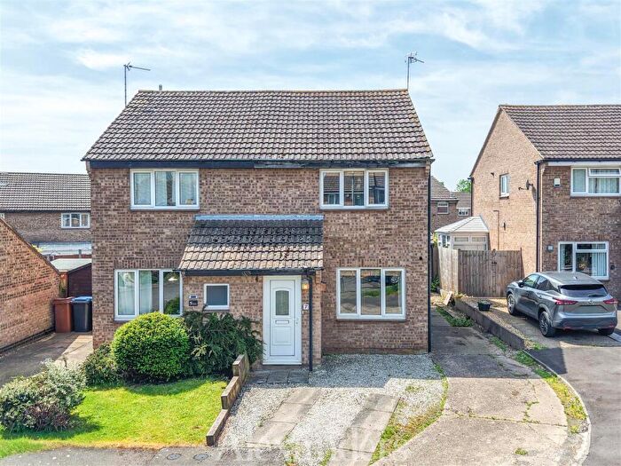 2 Bedroom Semi Detached House For Sale In Orchard Close, Barlestone, CV13
