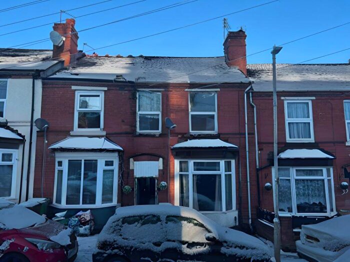 3 Bedroom Terraced House For Sale In Crescent Road, Netherton, Dudley, DY2