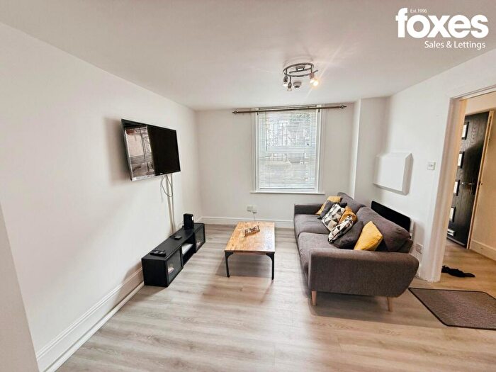 2 Bedroom Apartment To Rent In Purbeck Road, Bournemouth, Dorset, BH2