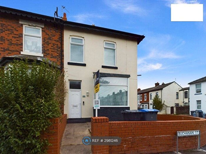 3 Bedroom End Of Terrace House To Rent In Buchanan St, Blackpool, FY1
