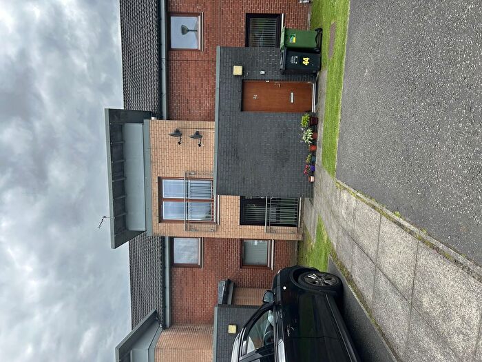 2 Bedroom Flat To Rent In Dalmarnock Drive, Glasgow, G40