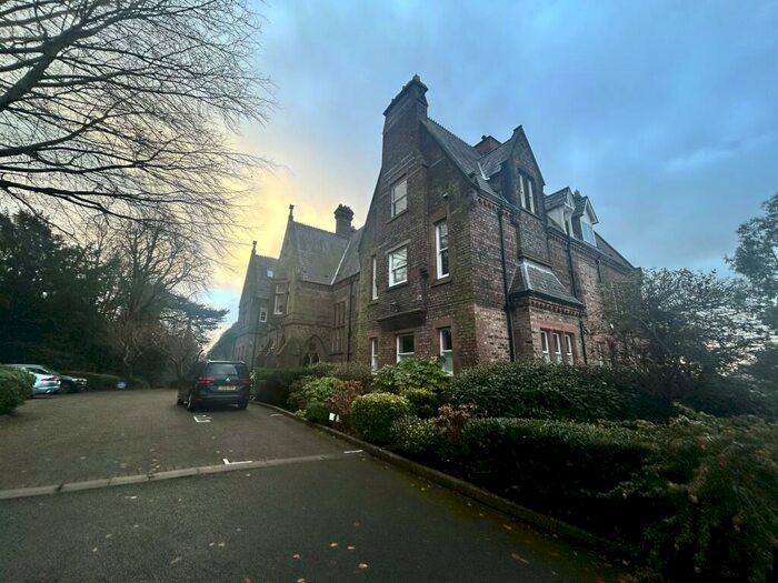 2 Bedroom Apartment To Rent In New Heys Drive, L18