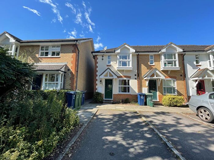 2 Bedroom End Of Terrace House To Rent In Prestwich Place, Botley, OX2