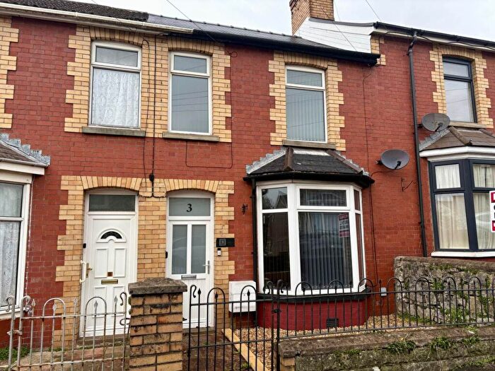 3 Bedroom Terraced House To Rent In Charles Street, CF31