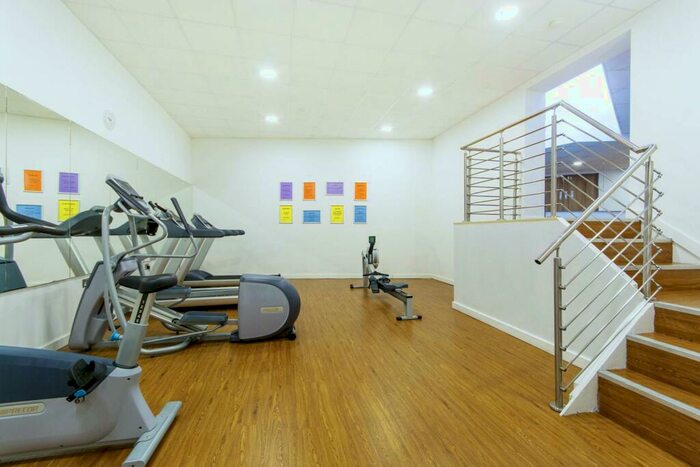 2 Bedroom Flat To Rent In Newgate, Croydon, CR0