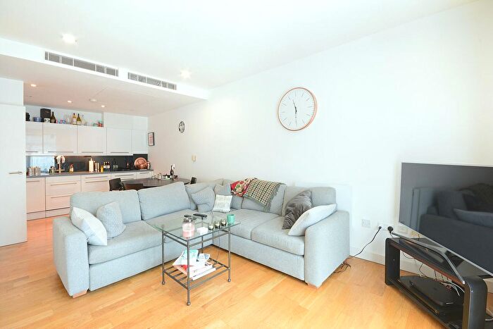 2 Bedroom Flat To Rent In Blandford Street, London, W1U