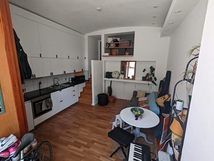 1 Bedroom Apartment To Rent In Railton Road, Herne Hill, London, SE24