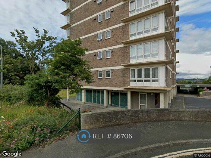 2 Bedroom Flat To Rent In Citadel Road, Plymouth, PL1