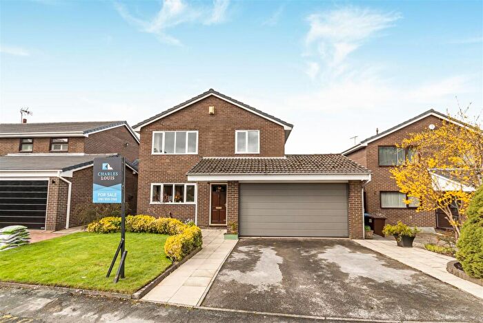 4 Bedroom Detached House For Sale In Alderwood Grove, Ramsbottom, Bury, BL0