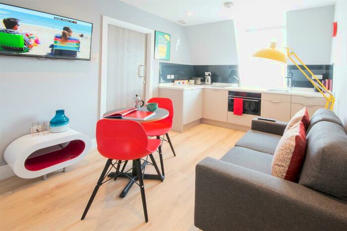 2 Bedroom Apartment To Rent In Student Accommodation, PO5