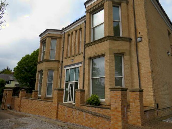 1 Bedroom Ground Flat To Rent In The Lawns, Sutton-on-Hull, Hull, HU7