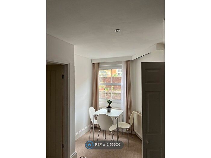1 Bedroom Flat To Rent In St James Road, Surbiton, KT6