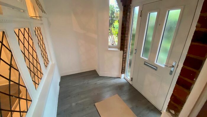 3 Bedroom Property To Rent In Shaftesbury Avenue, Kenton, Harrow, HA3