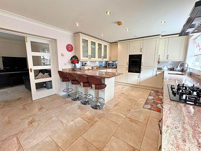 4 Bedroom Detached House For Sale In Manor Rise, Reepham, LN3