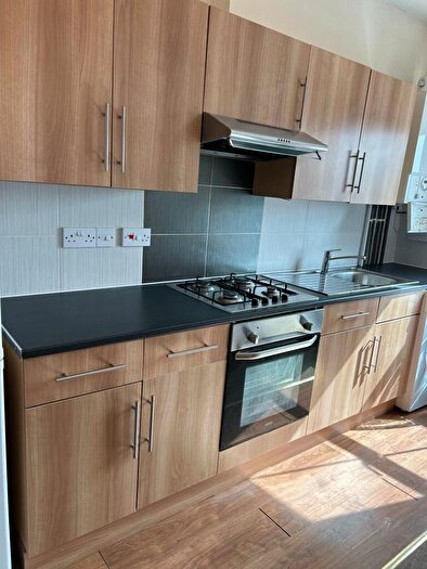 4 Bedroom Flat To Rent In Flat C, Whiteladies Road, Bristol, BS8