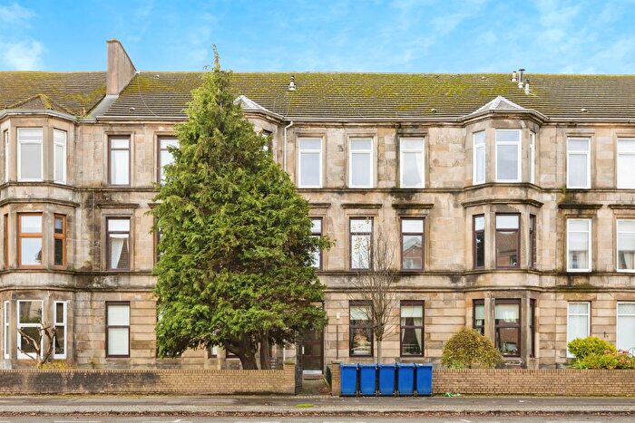 2 Bedroom Flat For Sale In Greenock Road, Paisley, PA3