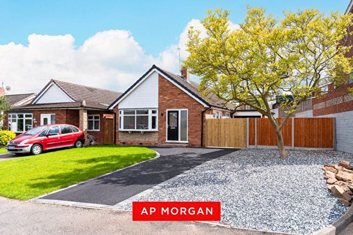 2 Bedroom Bungalow For Sale In Southway Court, Kingswinford, West Midlands, DY6