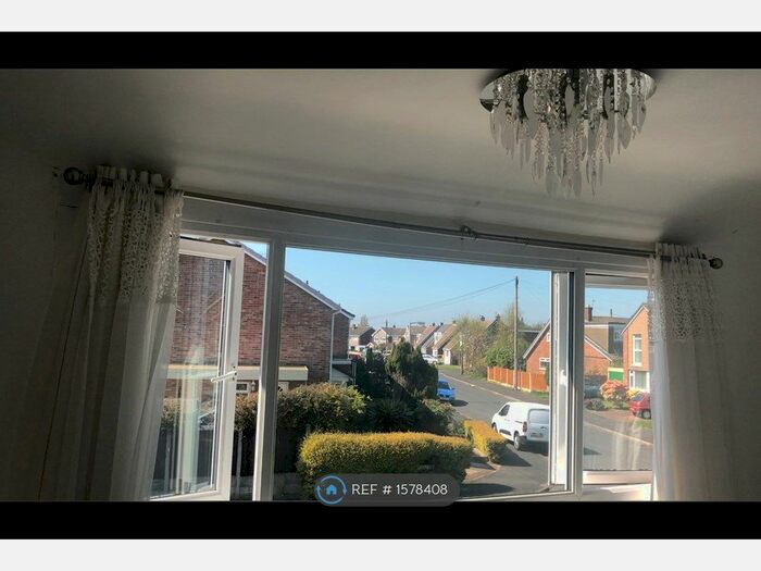 3 Bedroom Terraced House To Rent In Hillcrest, Maghull, L31