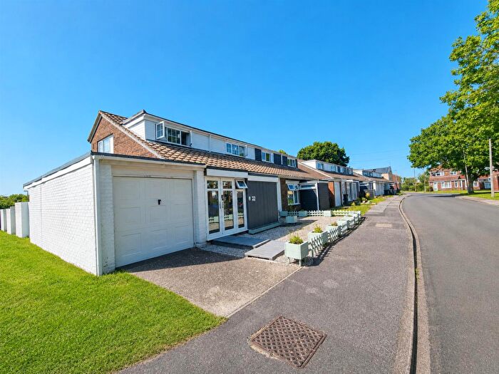 4 Bedroom Semi-Detached House For Sale In High Drive, Gosport, PO13