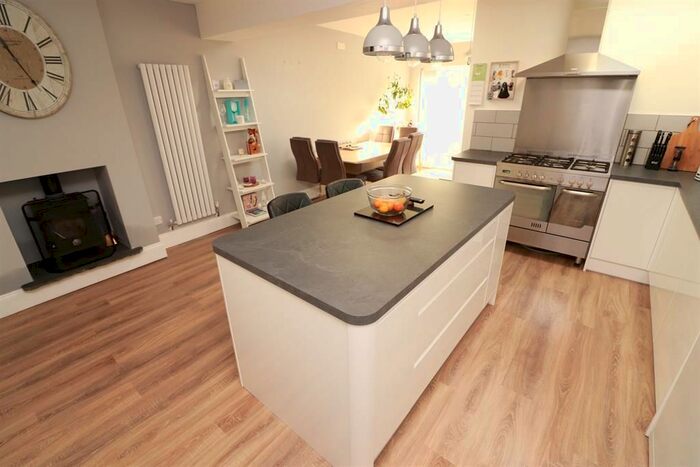 2 Bedroom Cottage For Sale In Station Road, Wickwar, Wotton-Under-Edge GL12