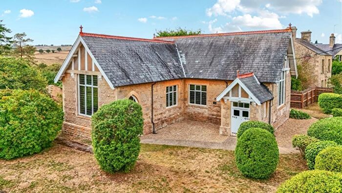 Detached House For Sale In Chadlington, Oxfordshire, OX7