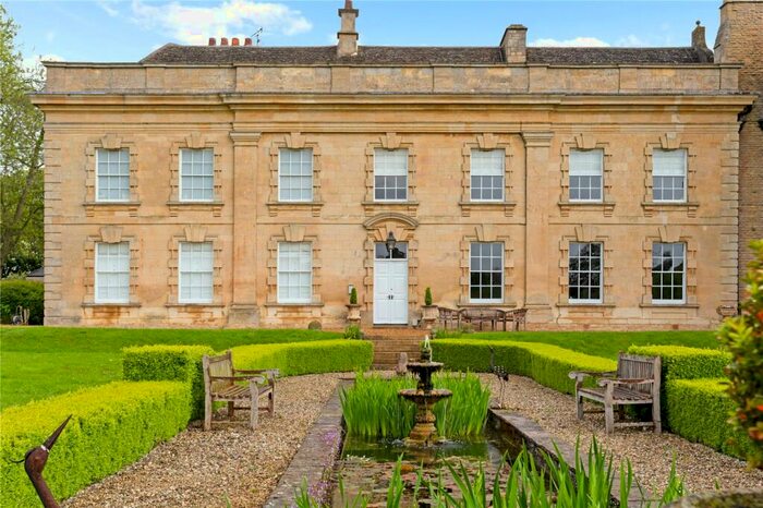 3 Bedroom Duplex For Sale In Stocken Hall, Stretton, Oakham, Rutland, LE15