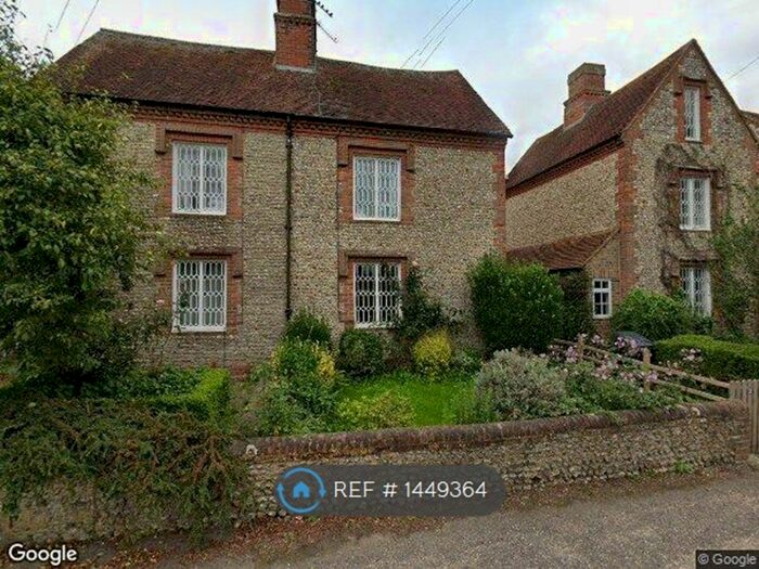 2 Bedroom Detached House To Rent In High Street, Chichester, PO20