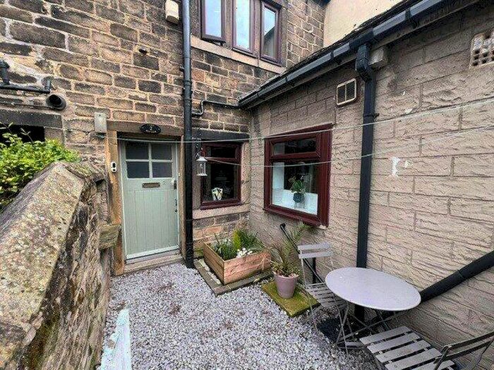 1 Bedroom Terraced House To Rent In Carrbottom Road, Greengates, BD10