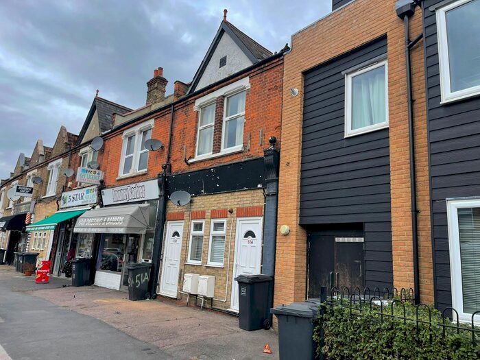 2 Bedroom Flat To Rent In Sangley Road, London, SE6