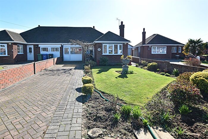 2 Bedroom Semi-Detached Bungalow For Sale In Cridling Place, Cleethorpes, DN35