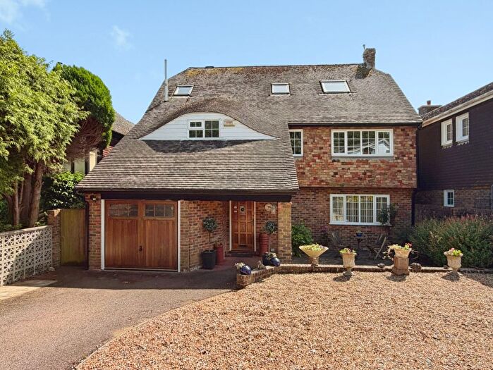 5 Bedroom Detached House For Sale In Cannongate Close, Hythe, CT21
