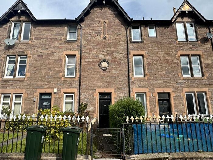 2 Bedroom Flat To Rent In Queen Street, Perth, PH2