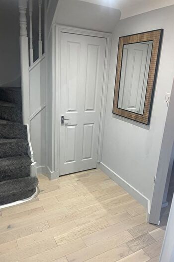 4 Bedroom Detached House For Sale In Llys Y Ddraenog, Port Talbot, SA13