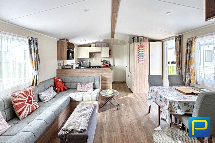 2 Bedroom Caravan For Sale In Sandling Avenue, Amble Links Country Retreat Holiday Park, Amble, Northumberland, NE65