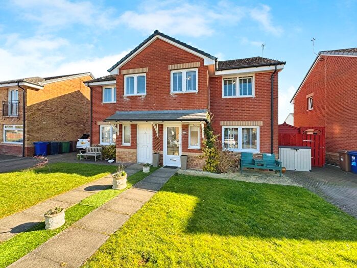 3 Bedroom Semi-Detached House For Sale In Osprey Road, Paisley, PA3
