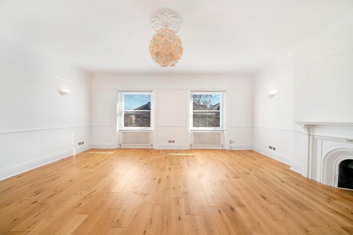 4 Bedroom Flat To Rent In Lancaster Drive, Belsize Park, NW3