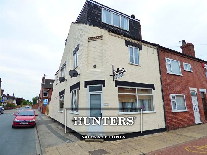 1 Bedroom Flat To Rent In Ambler Street, Castleford, WF10