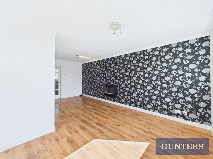 2 Bedroom Semi-Detached House For Sale In Greenways Close, Bridlington, YO16