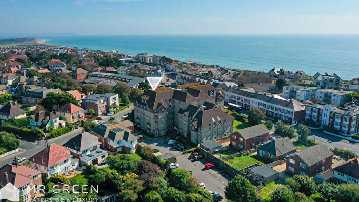 2 Bedroom Apartment For Sale In Halebrose Court, Seafield Road, Bournemouth, BH6