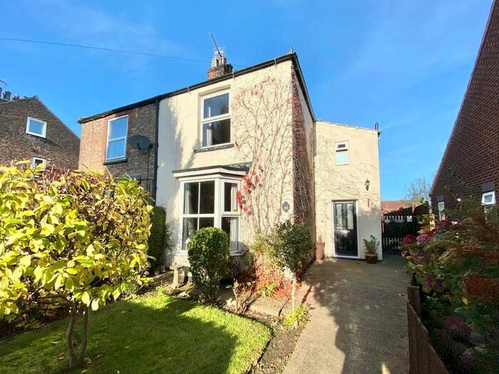 3 Bedroom Semi-Detached House For Sale In York Road, Little Driffield, YO25