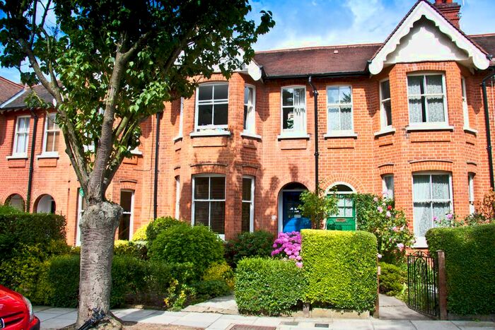 3 Bedroom Terraced House To Rent In Brunner Road, London, W5