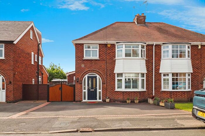 3 Bedroom Semi-Detached House For Sale In Copeland Road, Hucknall, Nottingham, Nottinghamshire, NG15