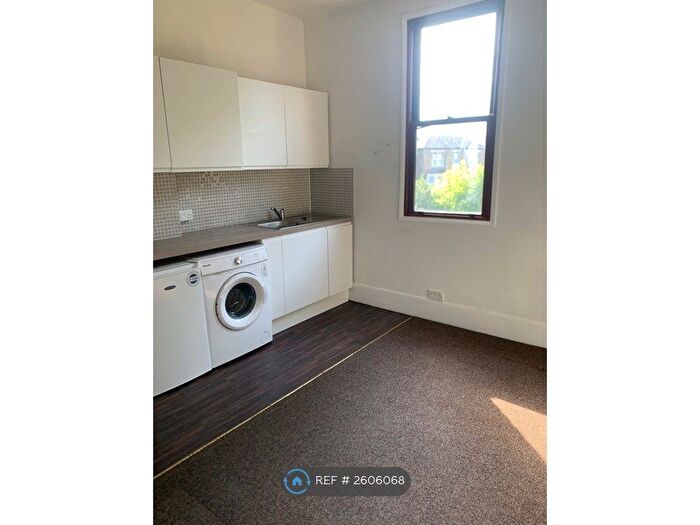 1 Bedroom Flat To Rent In Oakfield Road, Croydon, CR0